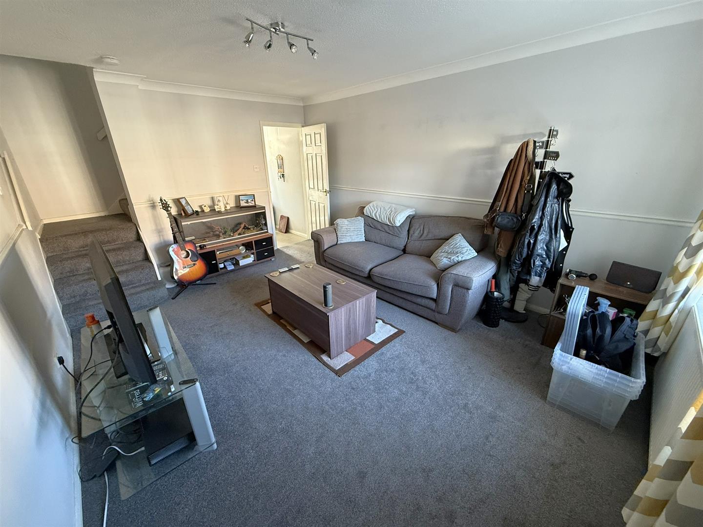 James Close, Chippenham